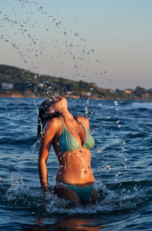 The Complete Guide to Organising a Girls’ Holiday on Any Budget