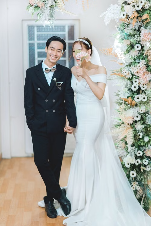 How to manage the spotlight as a bride when it feels unfamiliar